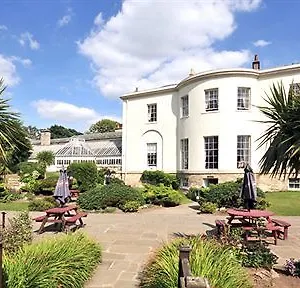 3* Отель Owston Hall