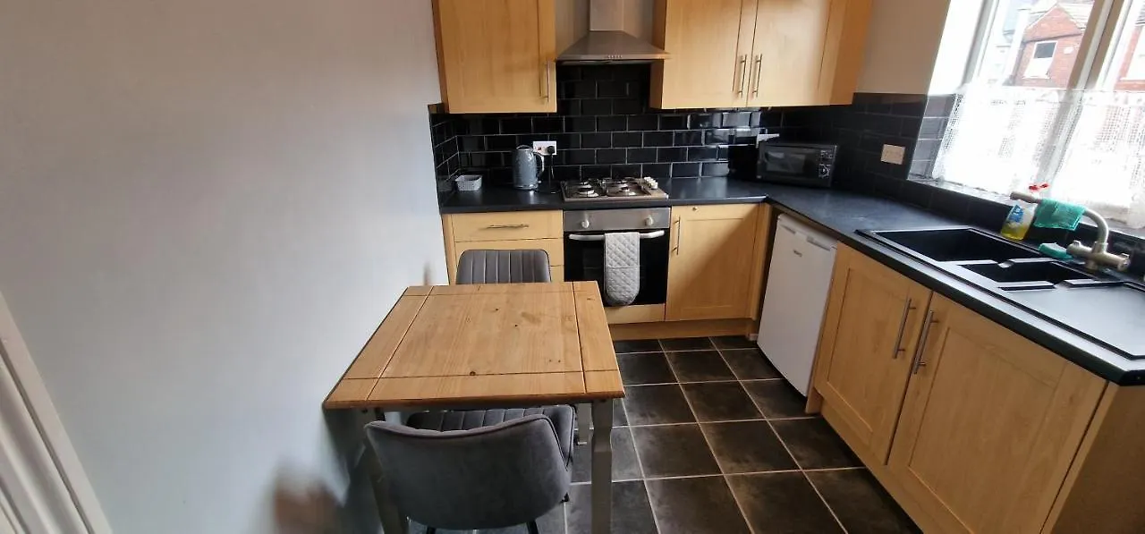 Apartment In Central Донкастер Гостевой дом